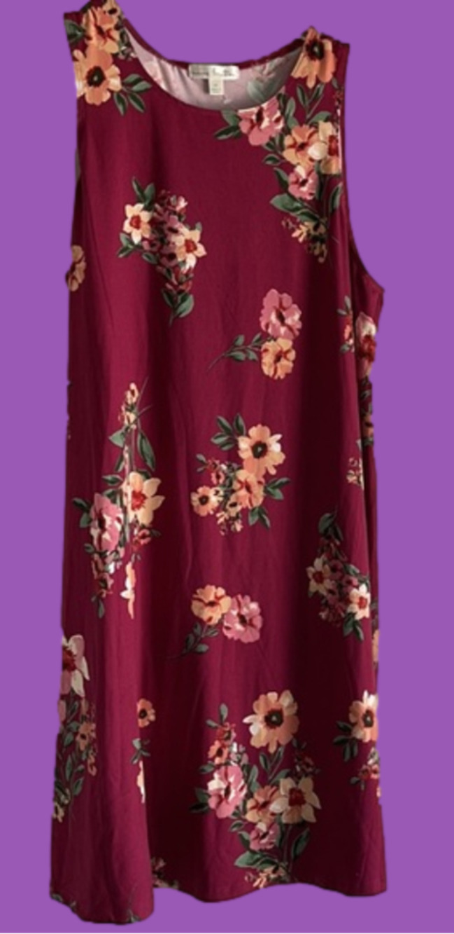 NWOT Nine Britton super soft tunic M